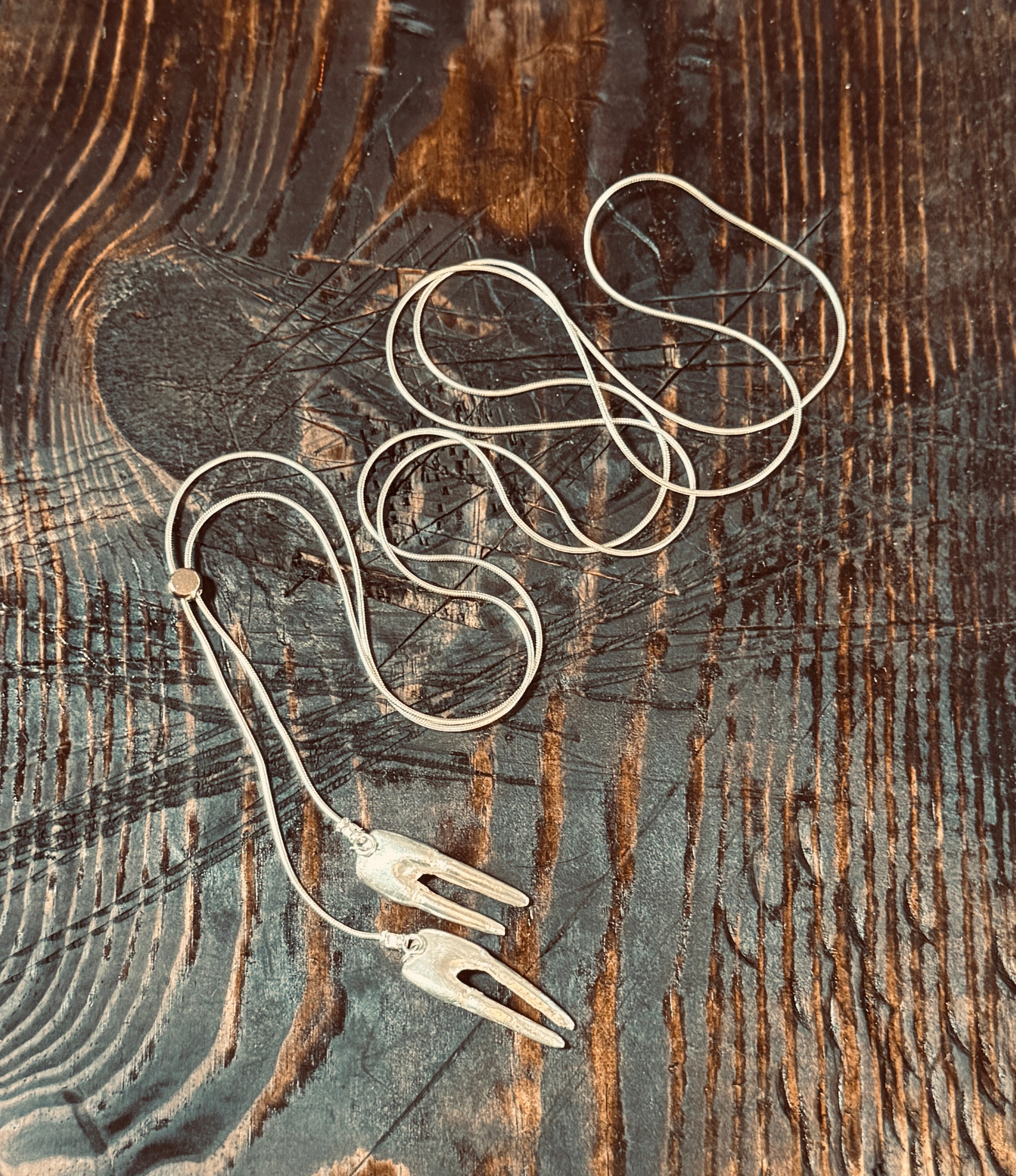 WALRUS BOLO NECKLACE - 1MM