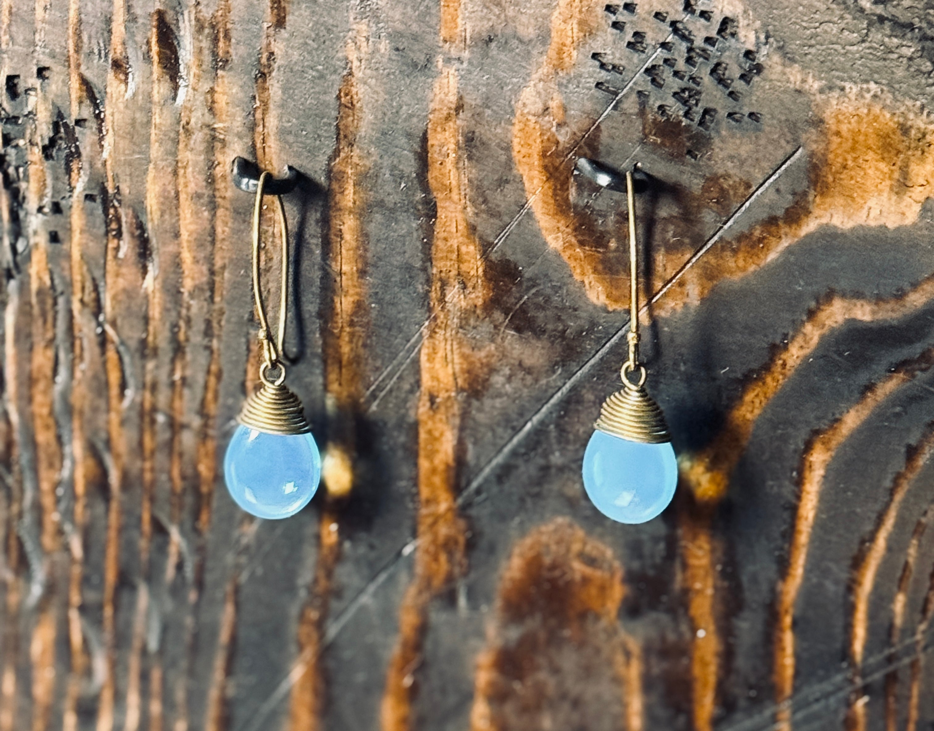 CARIBBEAN BLUE CHALCEDONY DROP EARRINGS