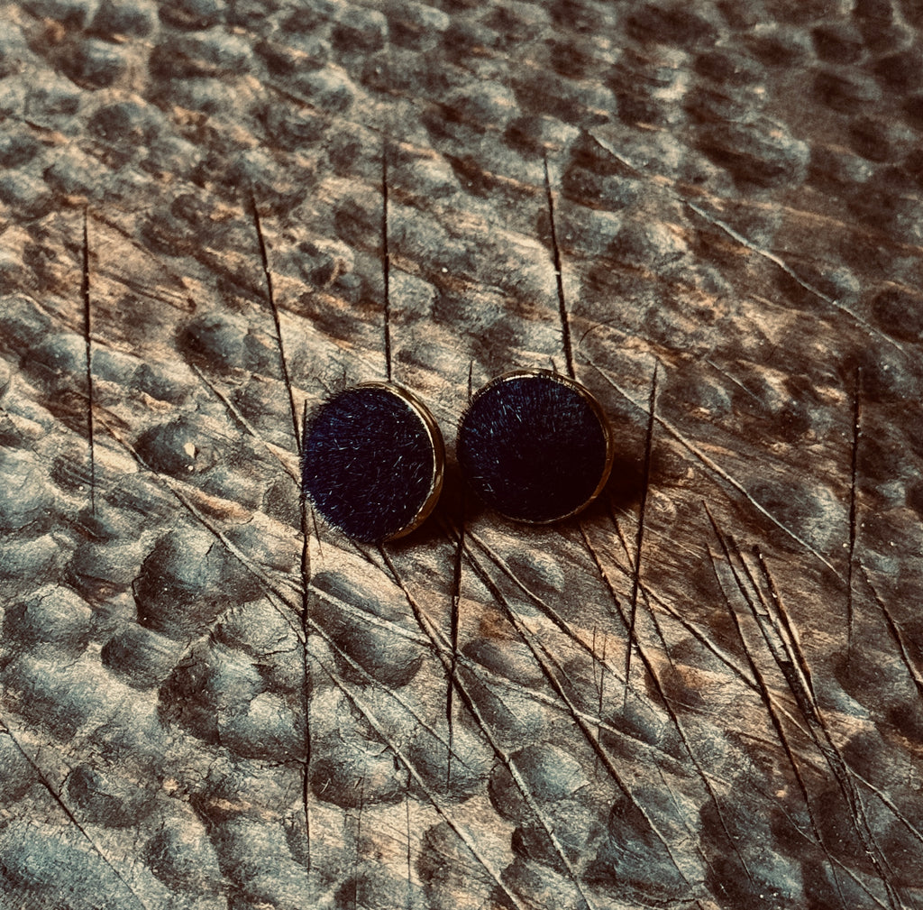 108 - Alaskan Life STUDS 18mm