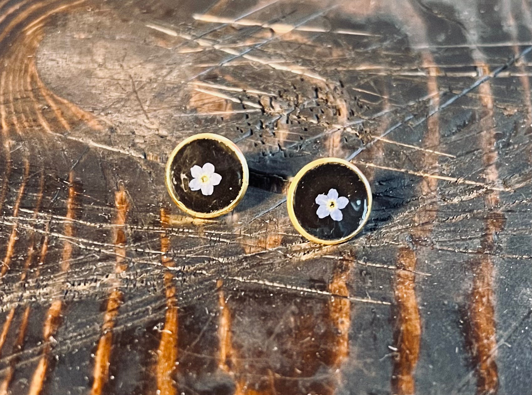 122 - Large FORGET-ME-NOT SUDS