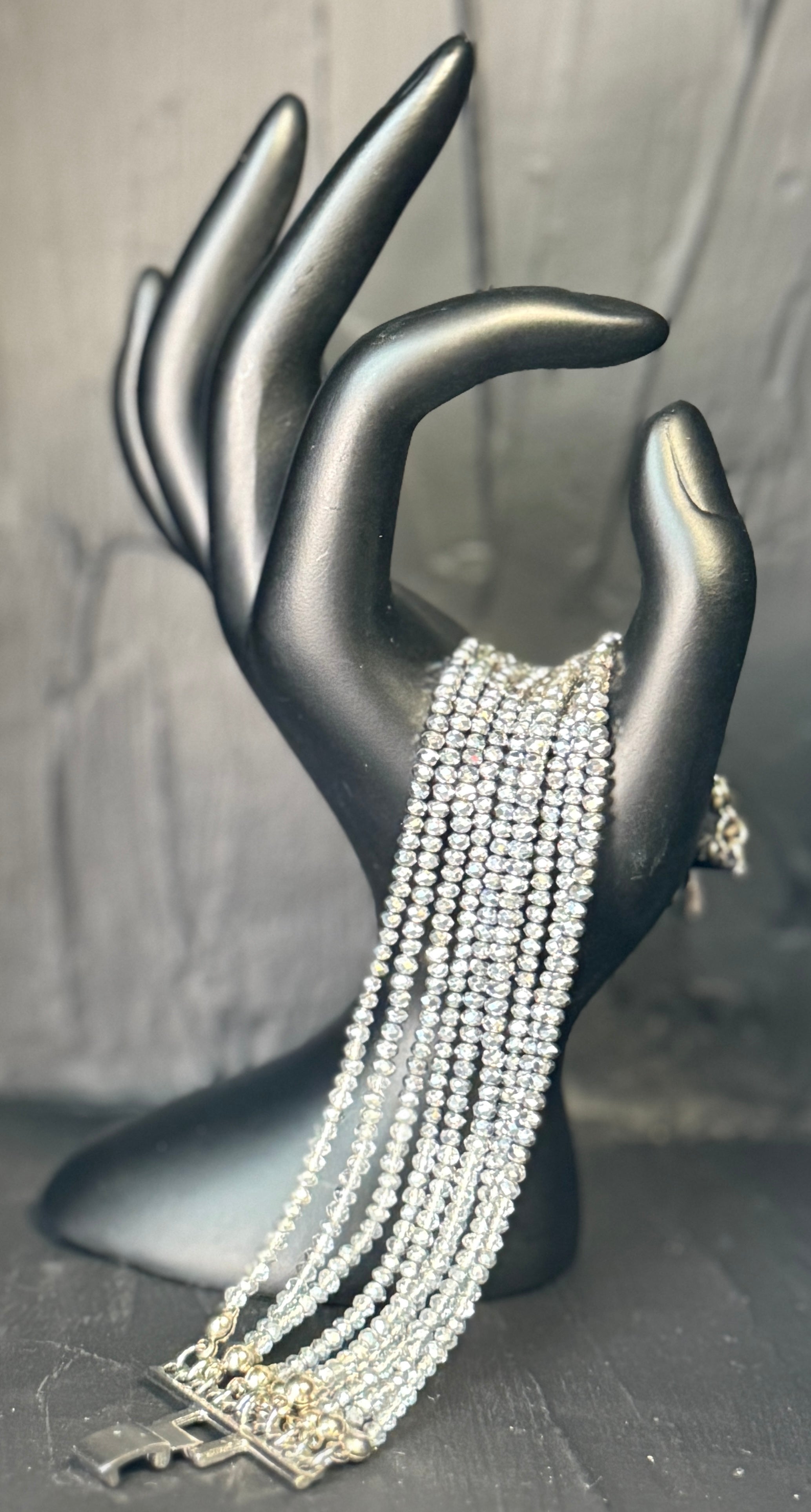 NORTHERN LIGHTS BEADED NECKLACE AND BRACELET SET
