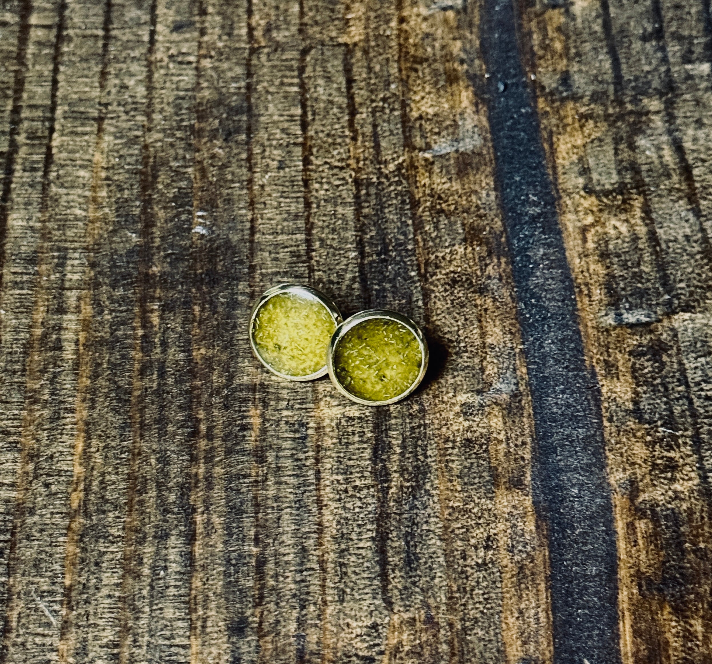 Petite Alaskan Life Studs - 12mm