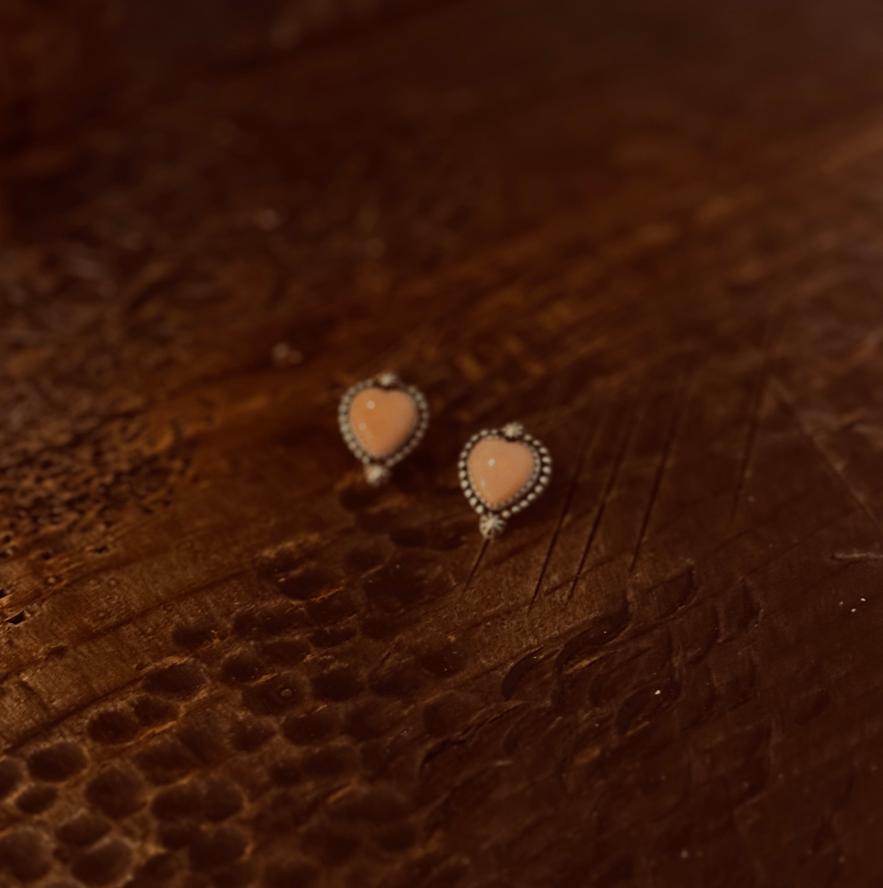 Queen Conch Heart Studs