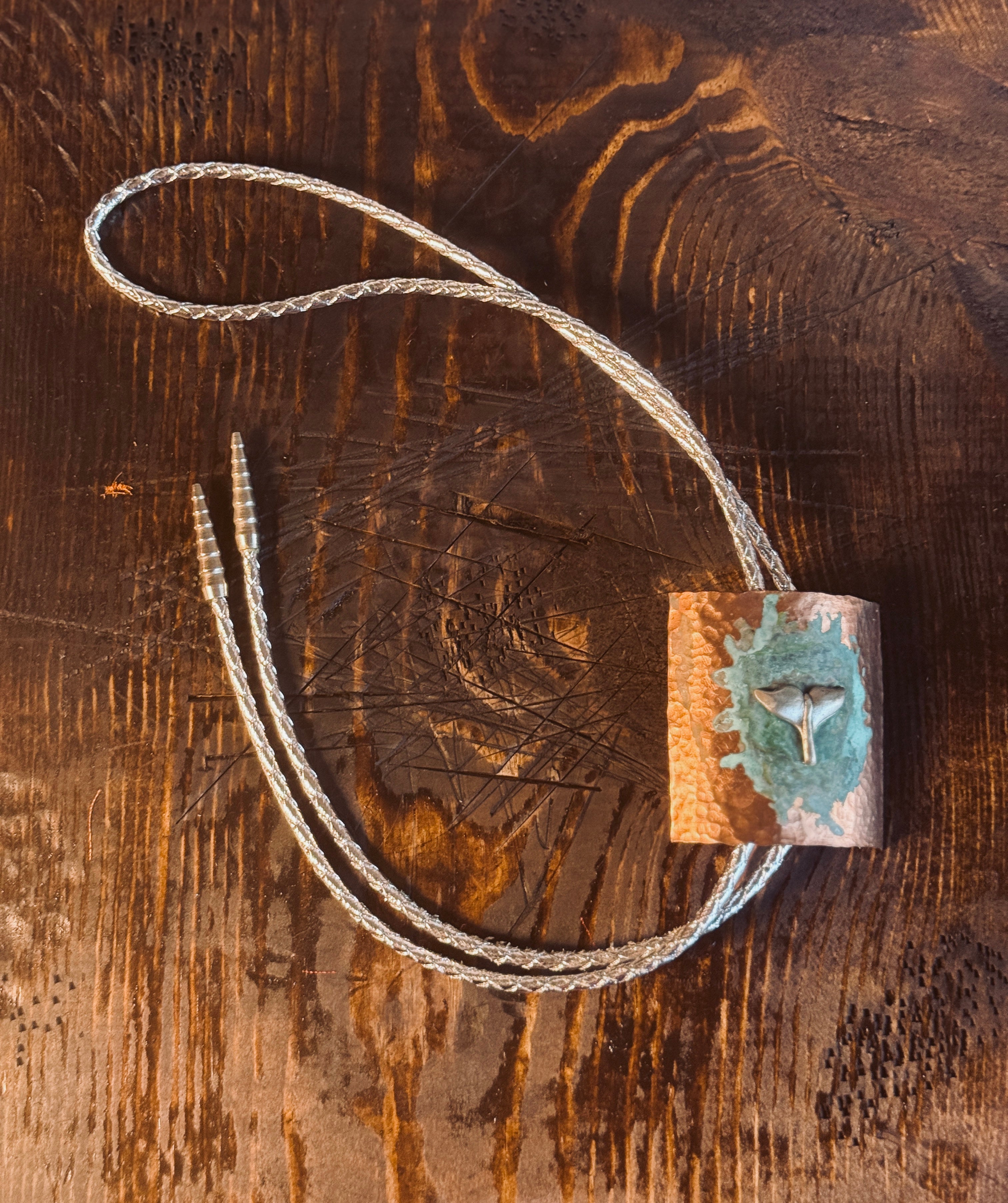 THE SPLASH - WHAIL TAIL BOLO